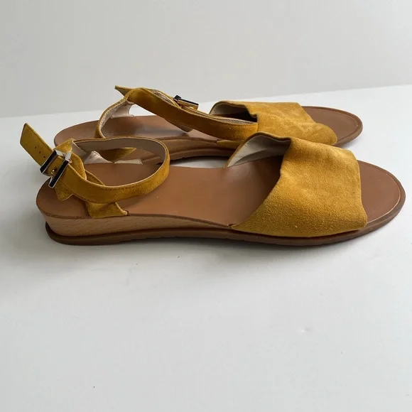 Kenneth Cole Reaction Jolly Burnt Mustard Suede Leather Upper Sandal Size 10 - Picture 7 of 11